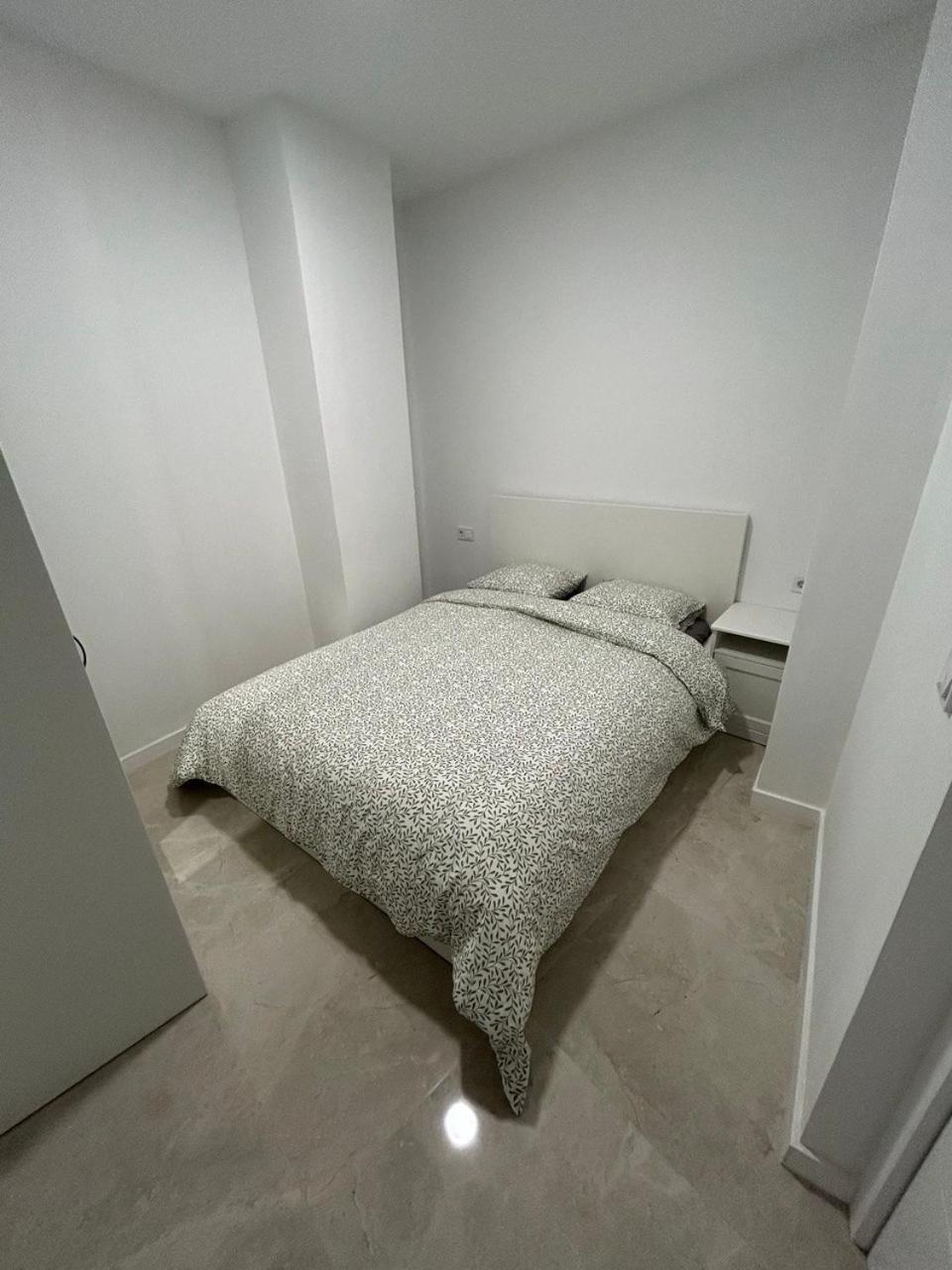 Elegance Apartment Alicante Bagian luar foto